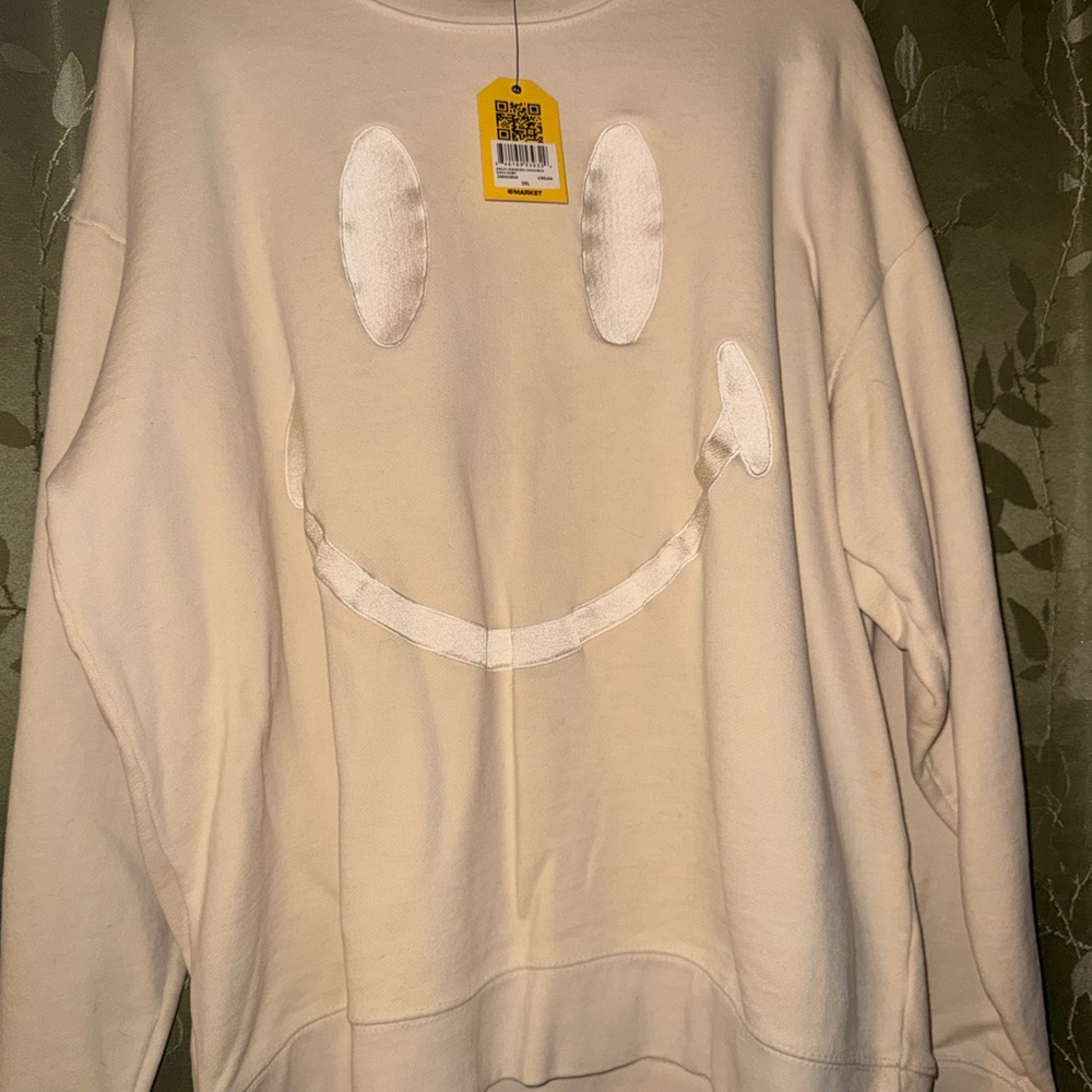 Market X Smily collab 2xl Fits more like xl